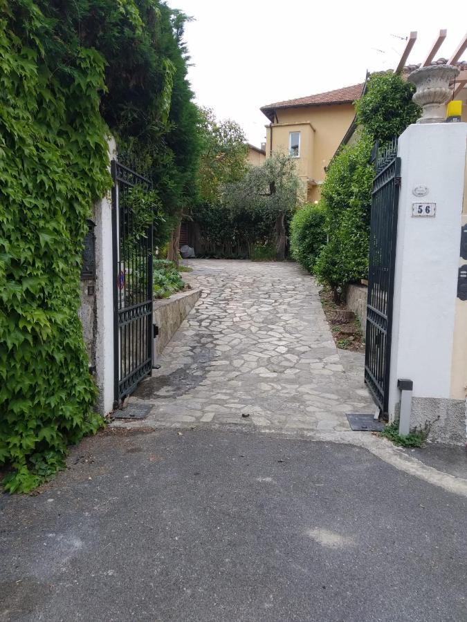 Villetta Con Giardino A Due Passi Dal Mare Imperia Bagian luar foto